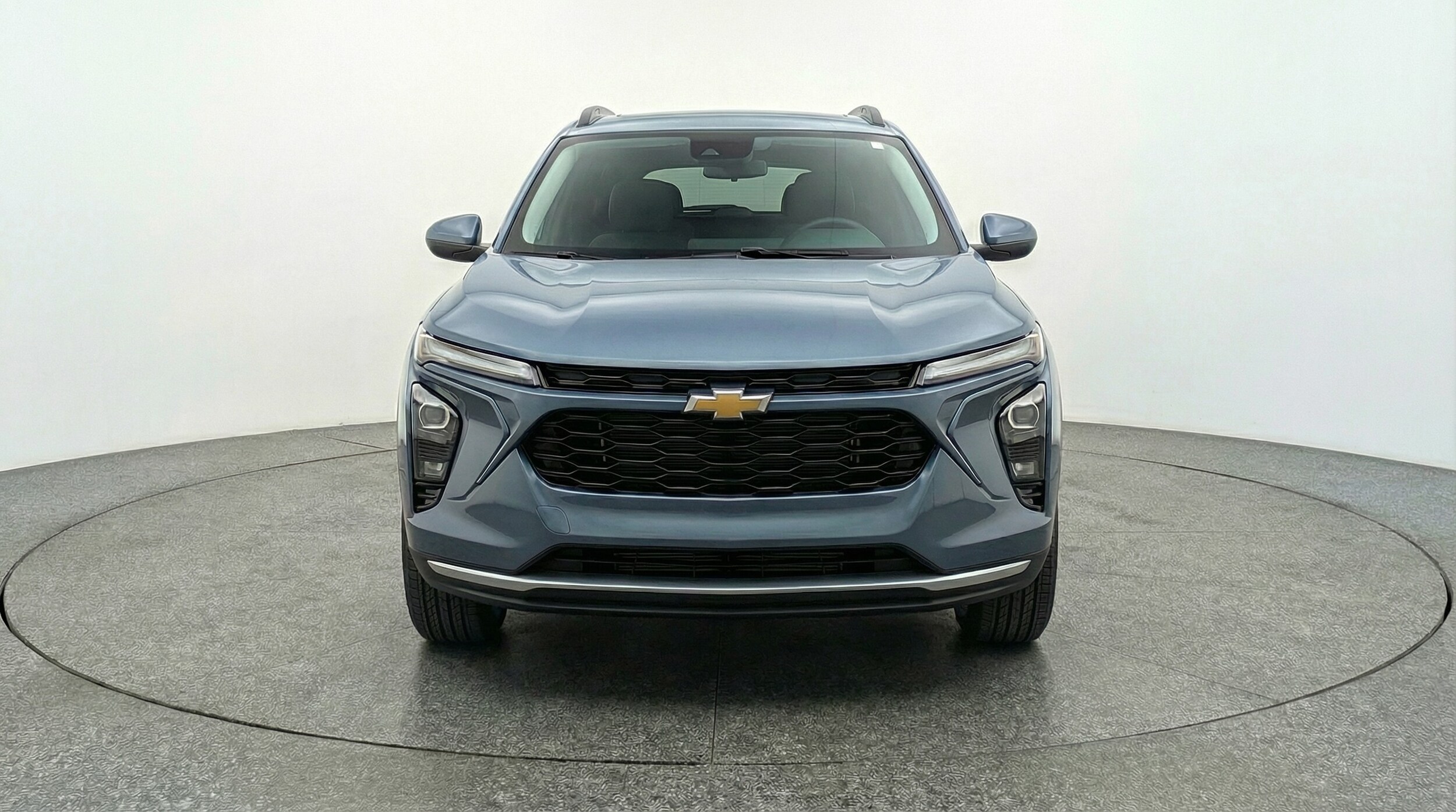 Thumbnail: 2025 Chevrolet Trax - 2