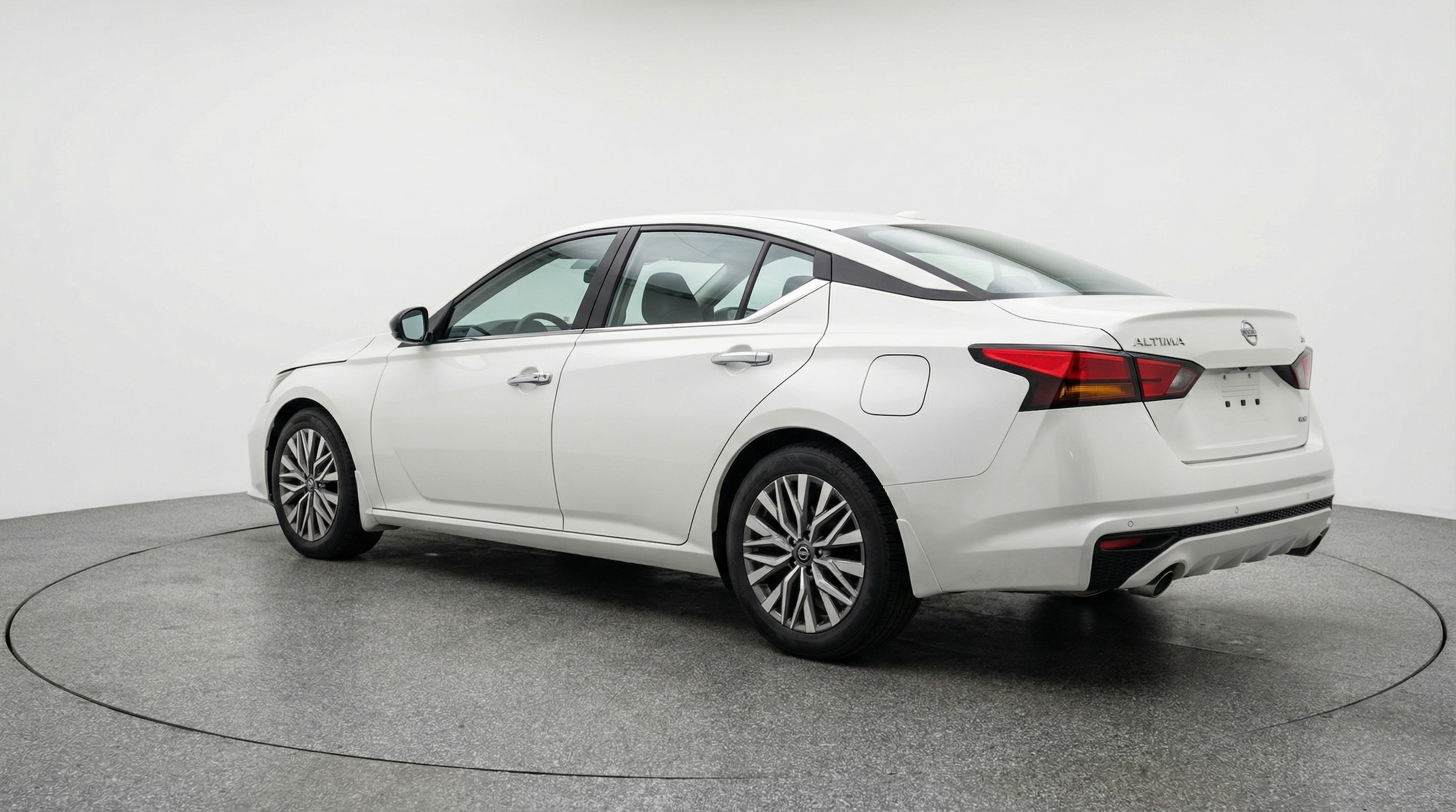 Thumbnail: 2025 Nissan Altima - 5