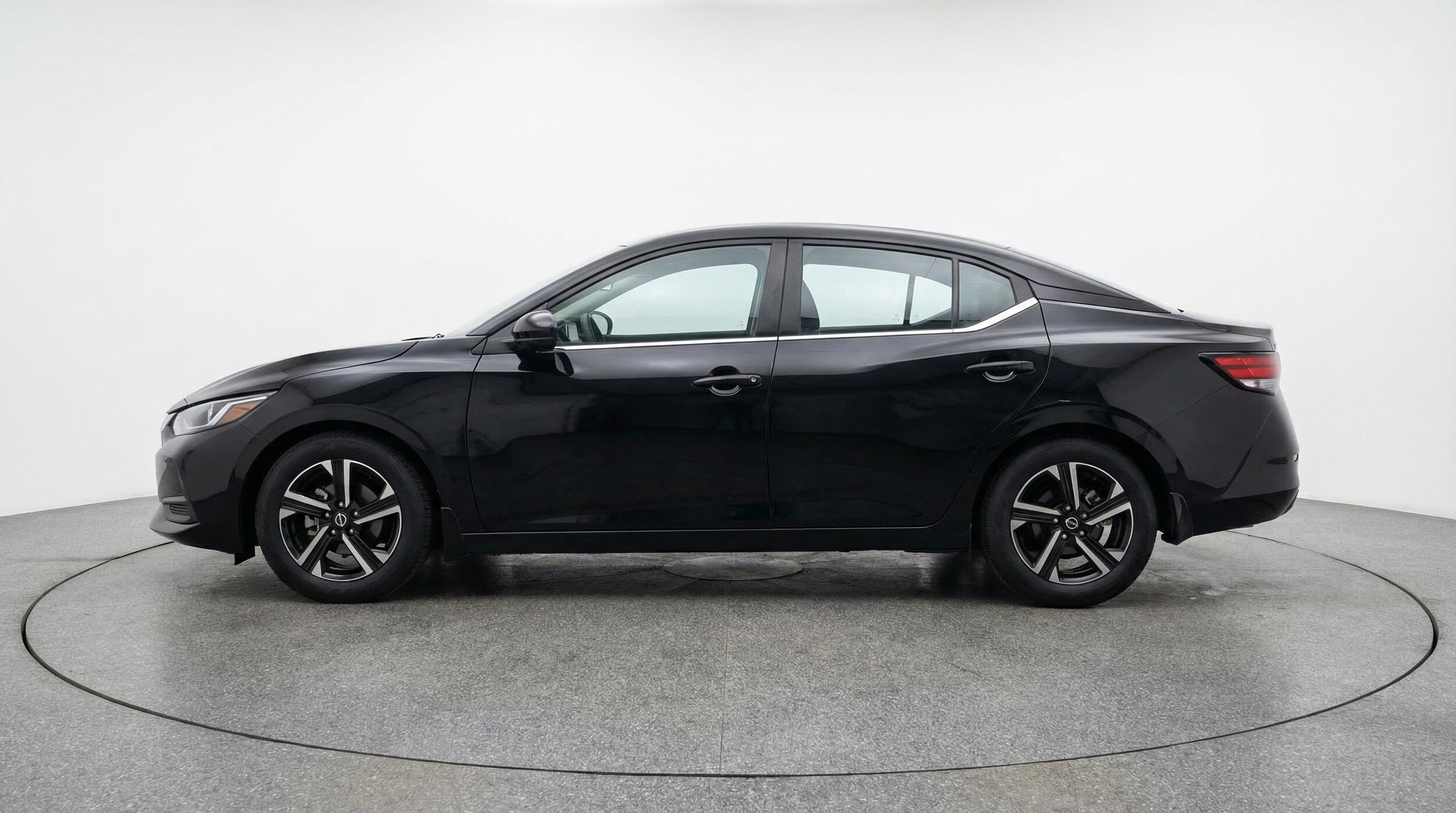 Thumbnail: 2025 Nissan Sentra - 5