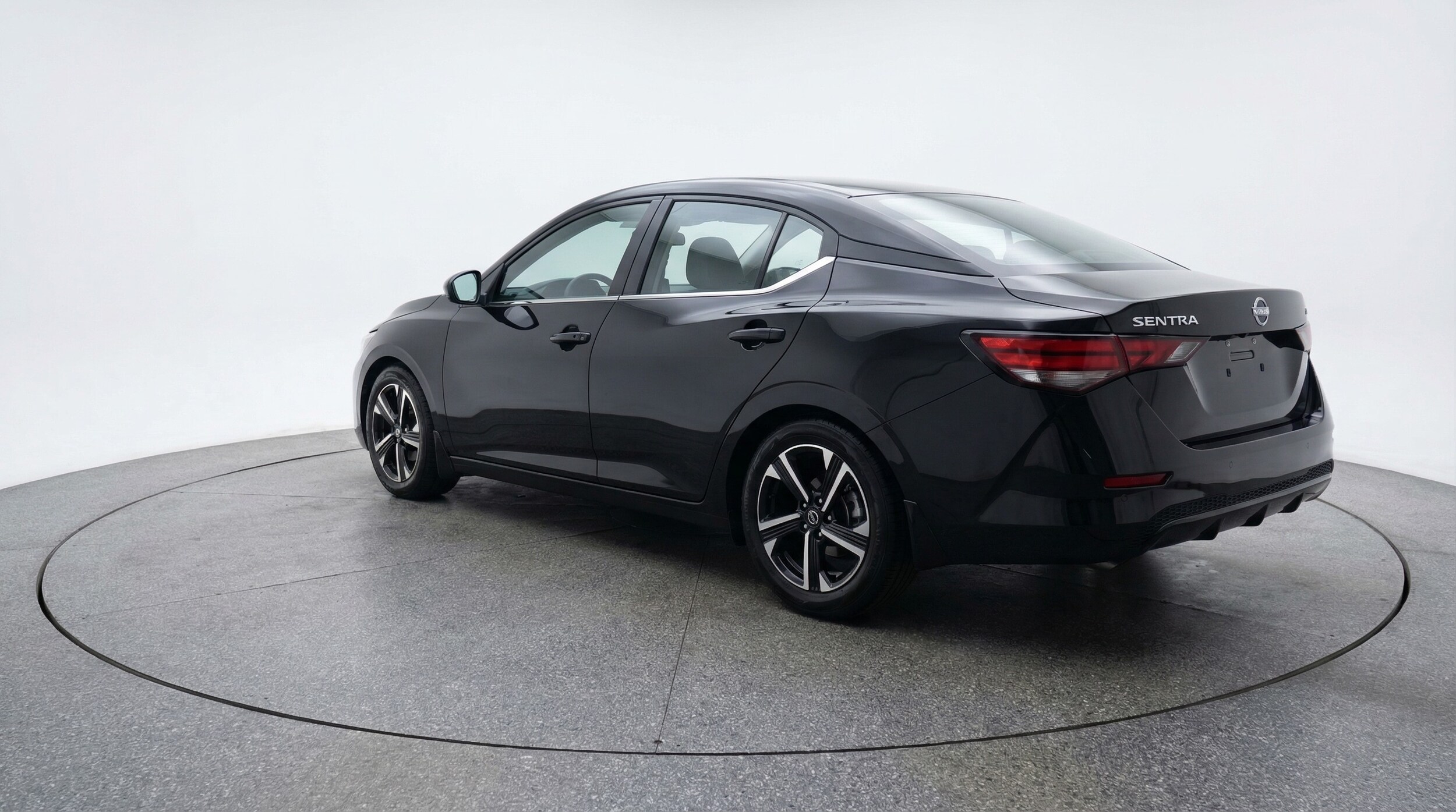 Thumbnail: 2025 Nissan Sentra - 5