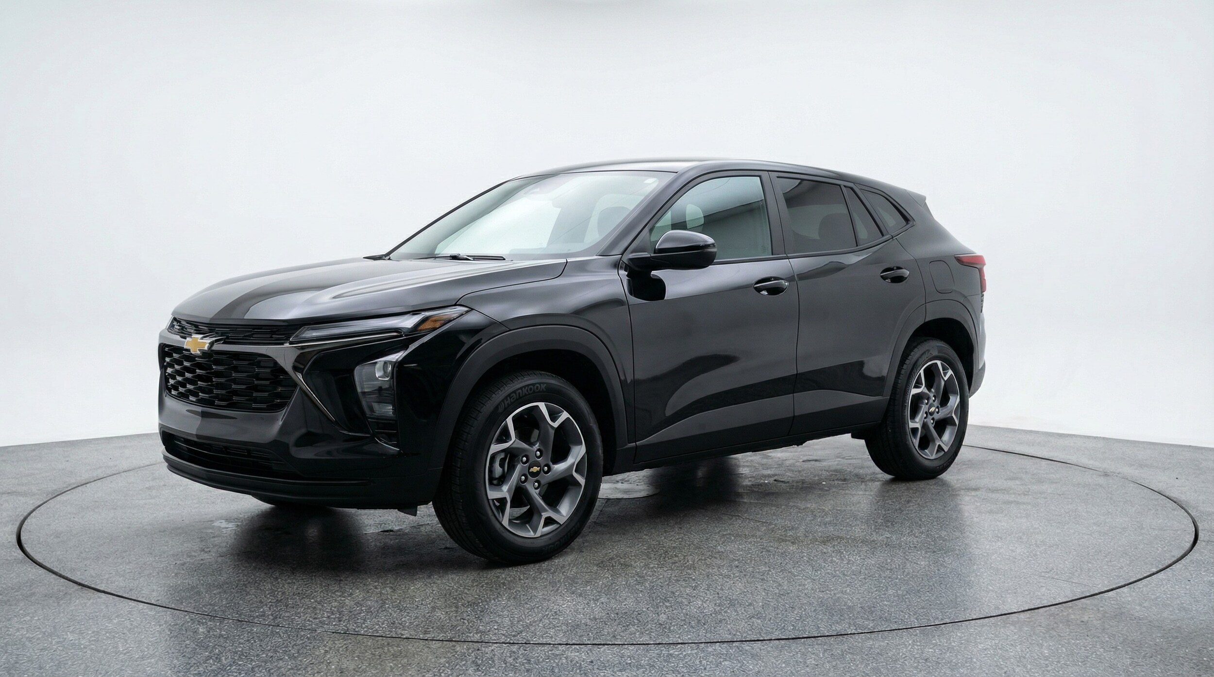 Thumbnail: 2025 Chevrolet Trax - 3