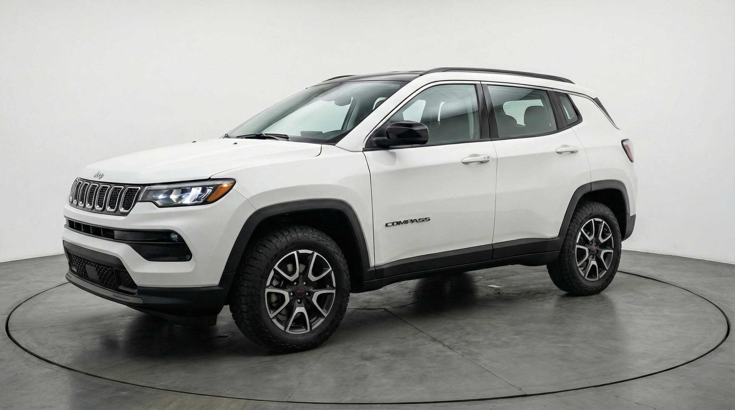 Thumbnail: 2025 Jeep Compass - 3