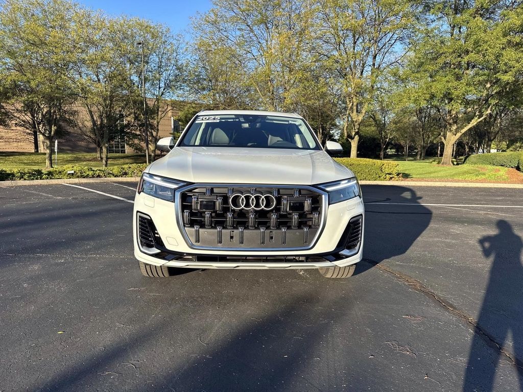 Certified 2025 Audi Q7 55 Premium Plus Sport Utility