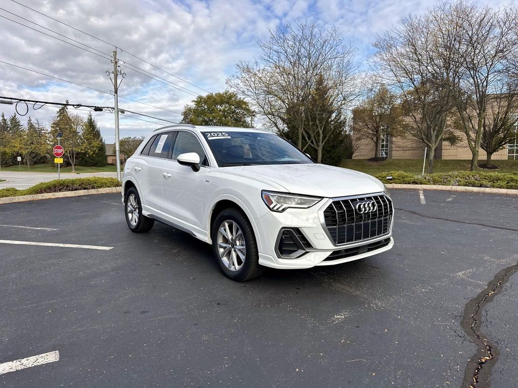 2025 Audi Q3 S Line Premium's photo
