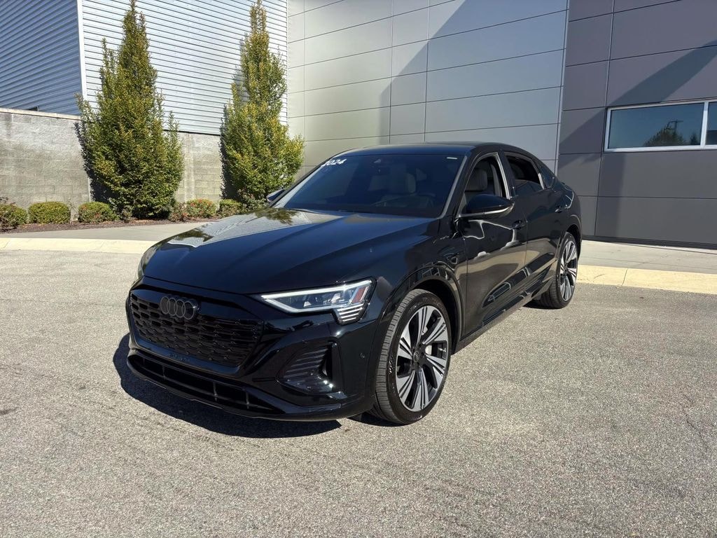 Used 2024 Audi Q8 e-tron Prestige Sport Utility