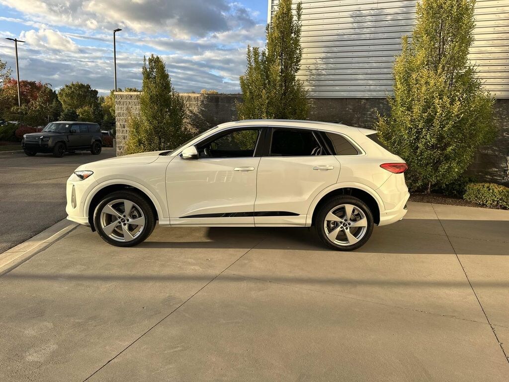 New 2025 Audi All-new Q5 2.0T Premium Plus SUV