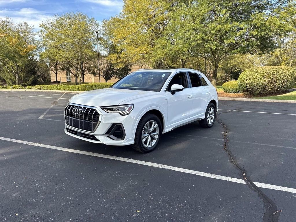 Certified 2025 Audi Q3 Premium Sport Utility