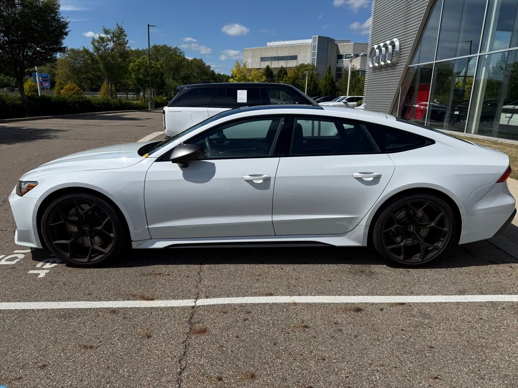 2025 Audi RS 7 Performance Base photo 4