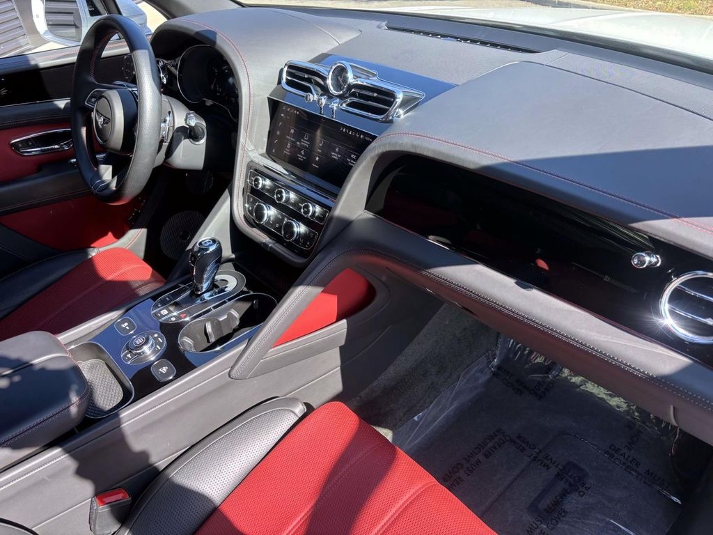 Certified 2022 Bentley Bentayga V8 Sport Utility