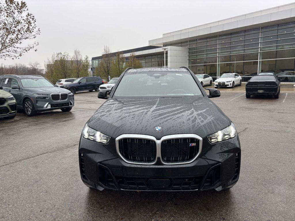 2026 Bmw X5 M60i photo 2