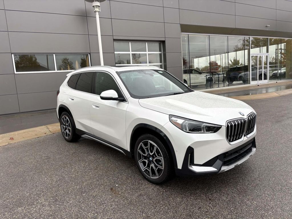 2025 BMW X1