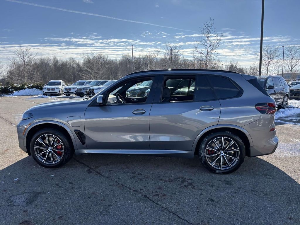 New 2026 BMW X5 xDrive50e Sport Utility