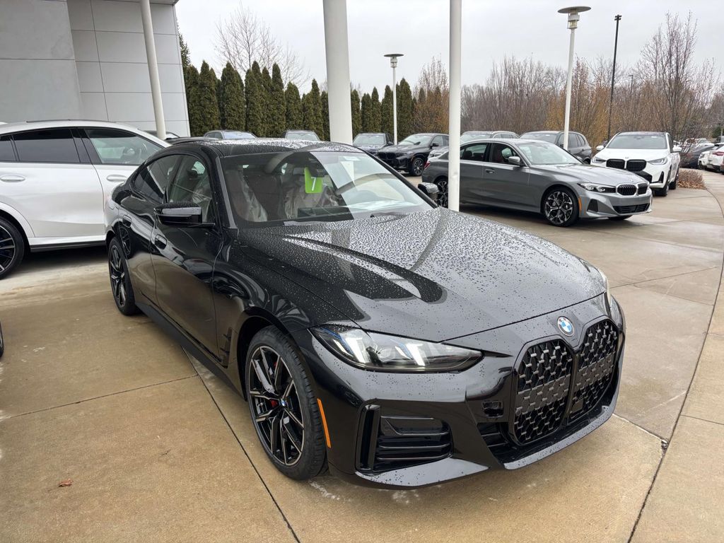 2026 BMW 4 Series 430i's photo