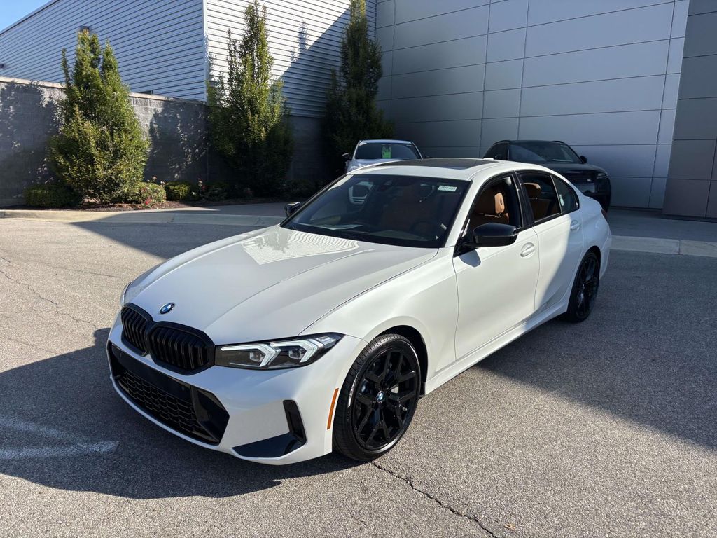 2025 Bmw 330i Sedan photo 3
