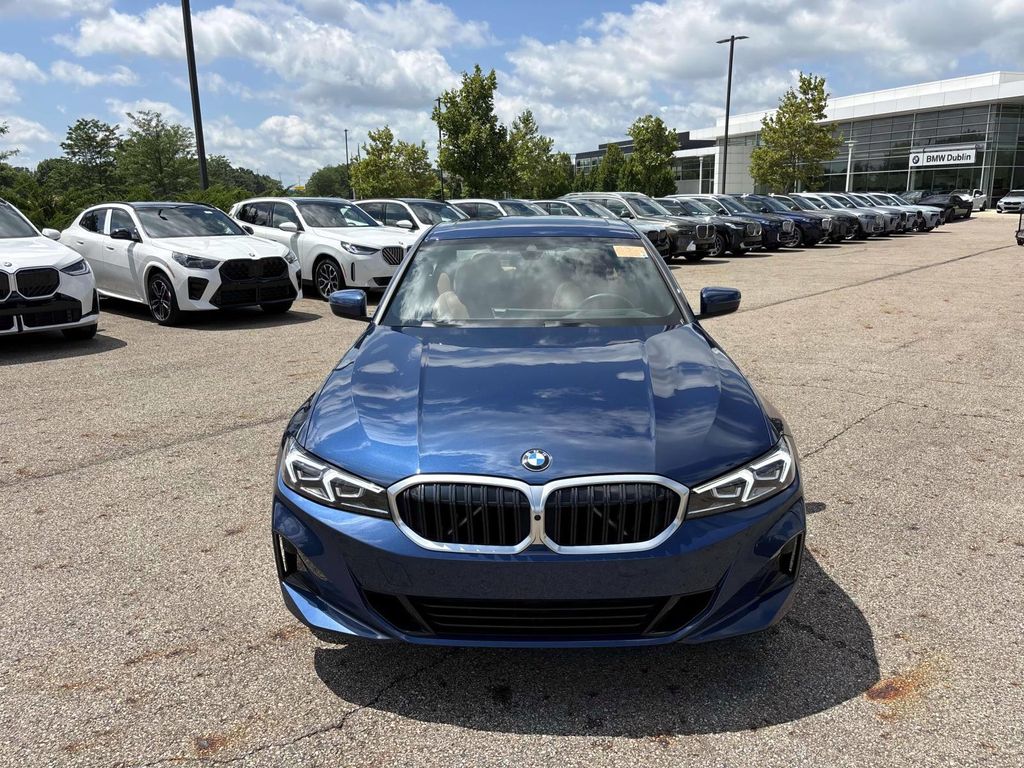 2024 Bmw 330i xDrive photo 2