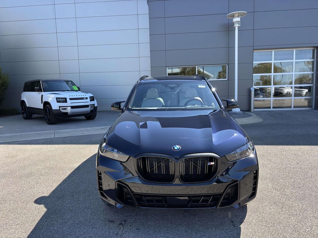 2026 Bmw X5 M60i photo 2