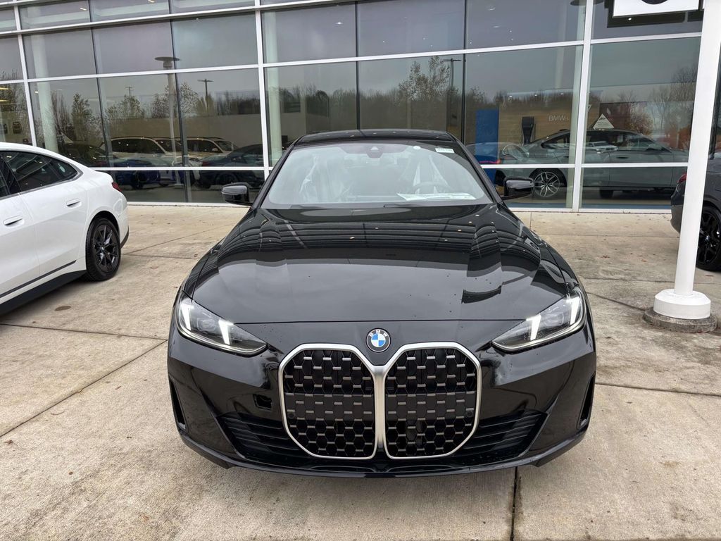 2026 Bmw 430i Coupe photo 2