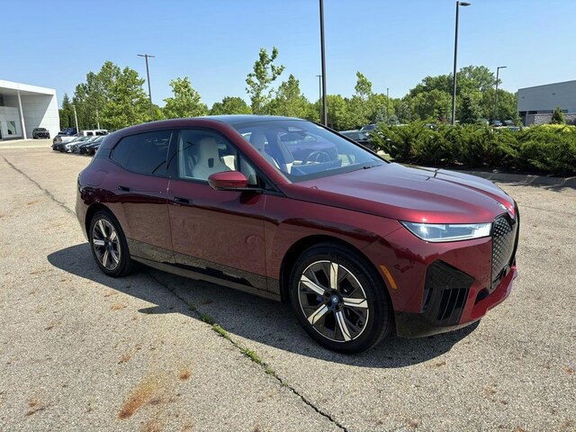 2025 BMW iX xDrive50 SUV