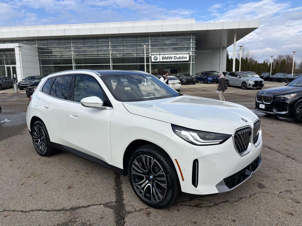 2026 BMW X3 30's photo