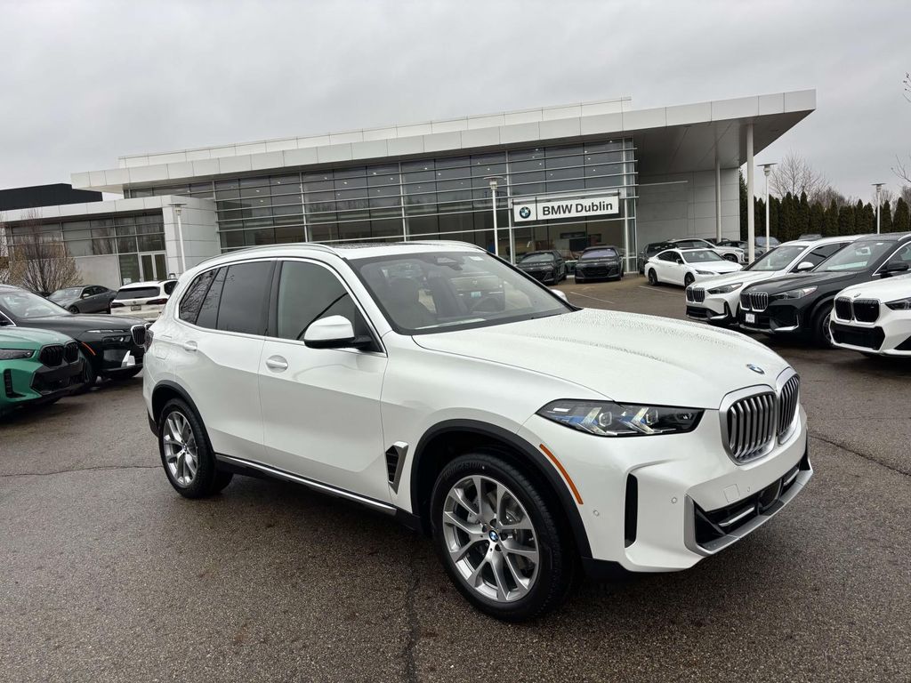 2026 BMW X5 40i's photo