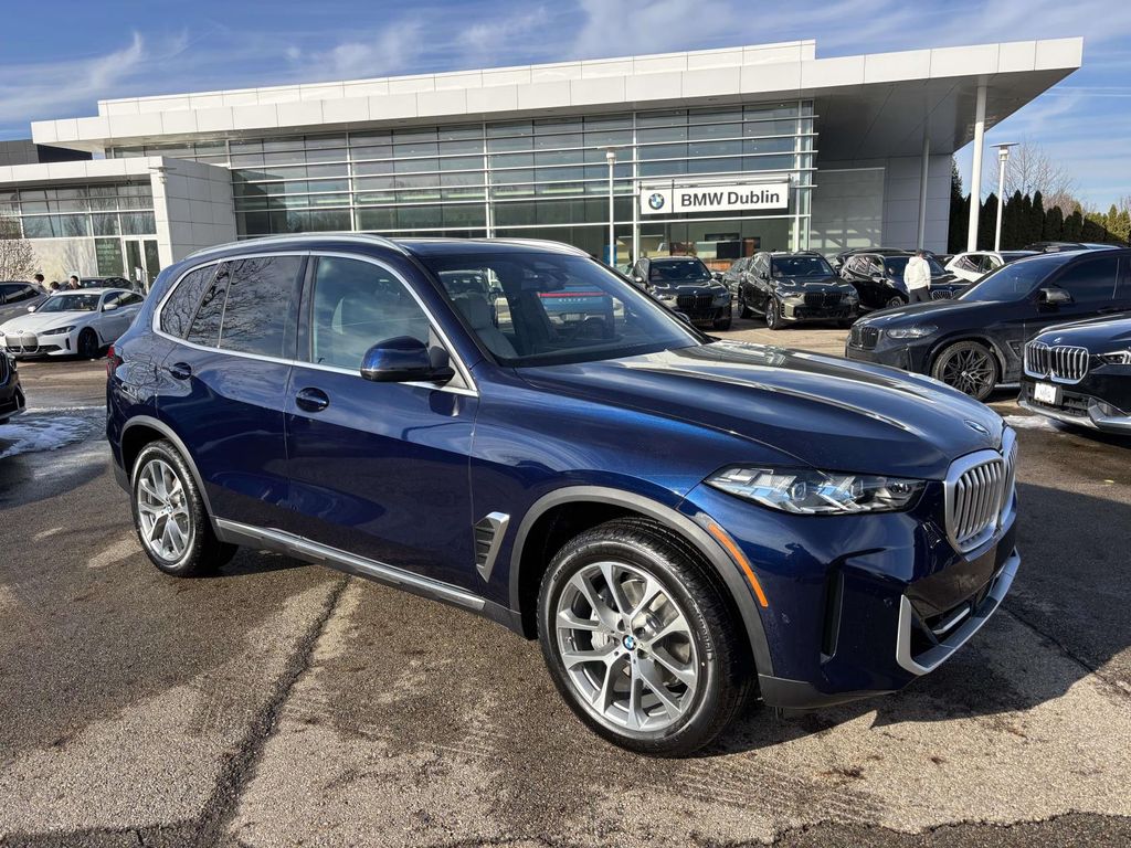 2026 BMW X5 40i's photo