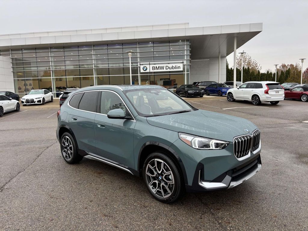 2026 BMW X1 28i's photo