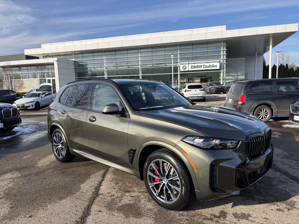 2026 BMW X5 50e's photo