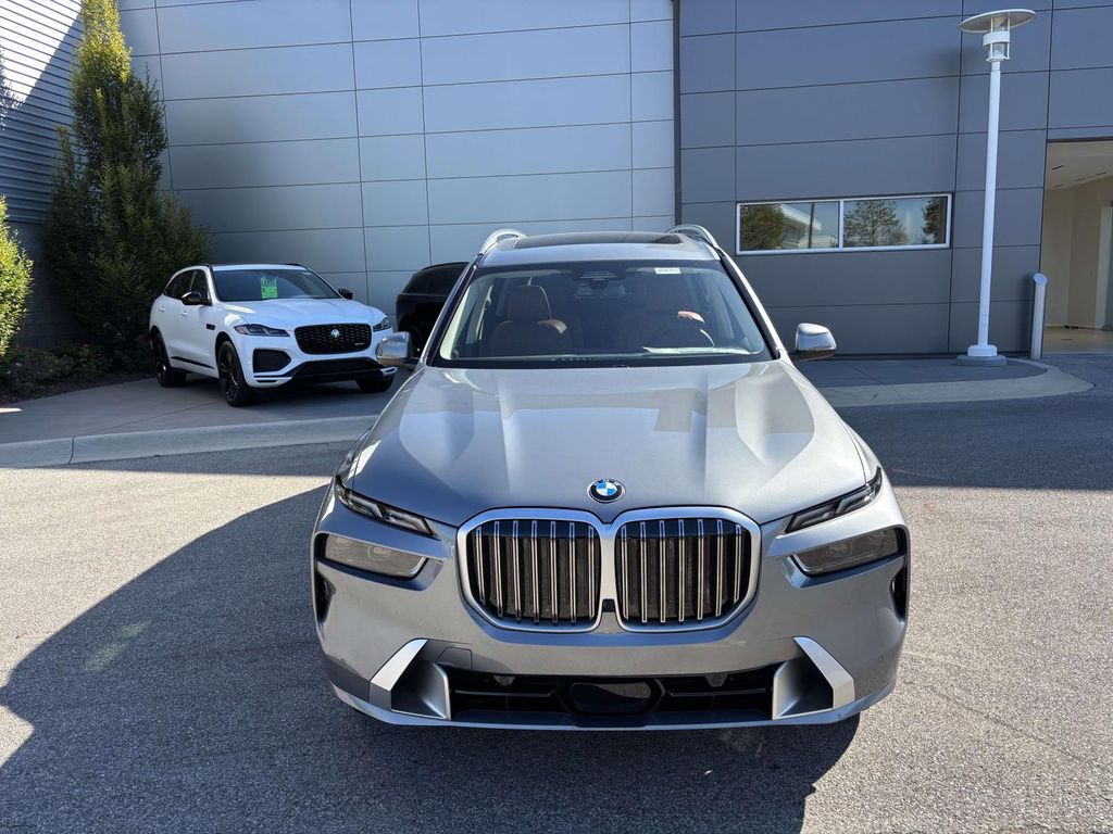 2026 Bmw X7 xDrive40i photo 2