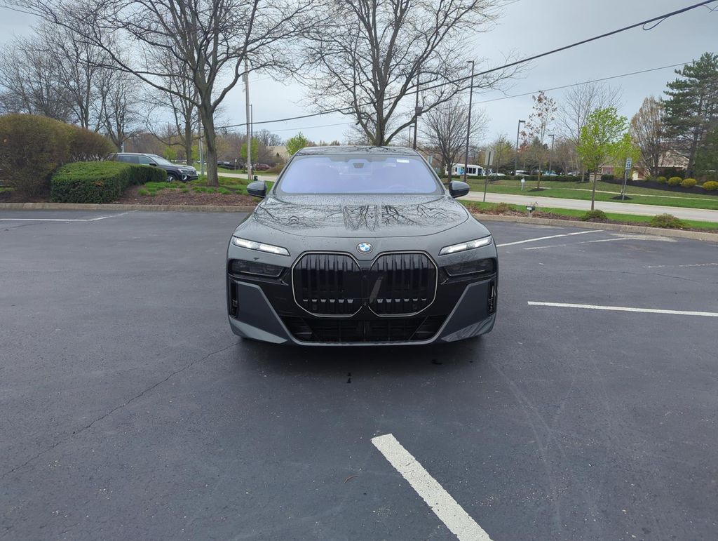 2025 Bmw 760i 760i xDrive photo 2