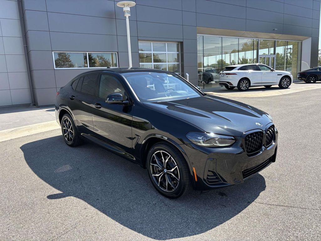 2025 BMW X4 Sport Utility 
