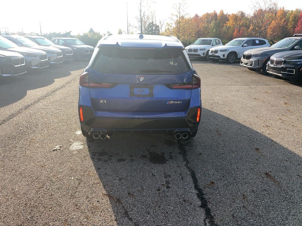 2025 Bmw X1 M35i photo 3