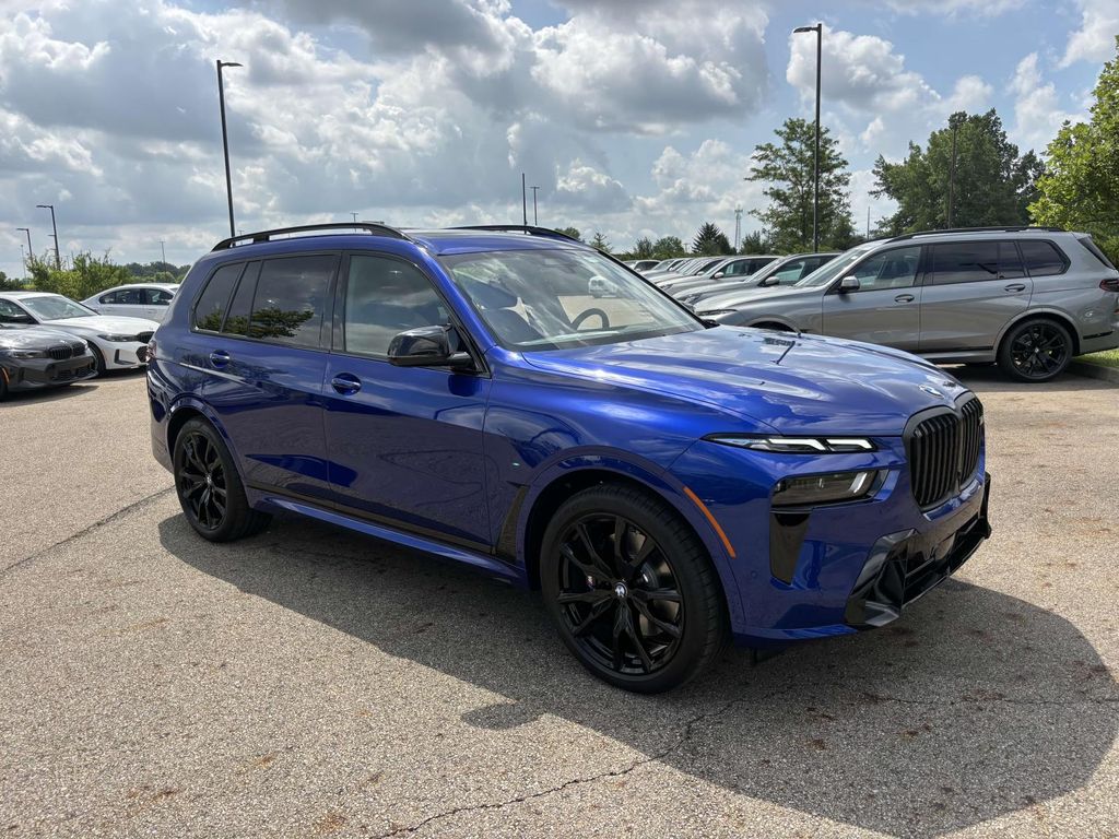 2026 BMW X7 Sport Utility 