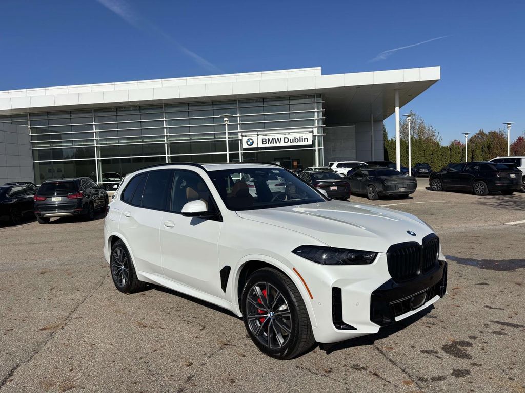 2026 BMW X5 50e's photo
