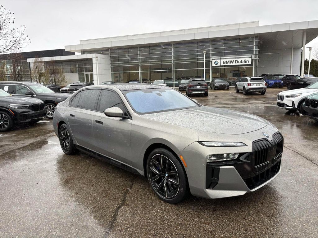 2023 BMW i7 Base's photo