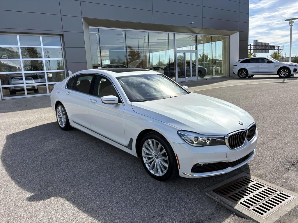 2018 BMW 7 Series 740i