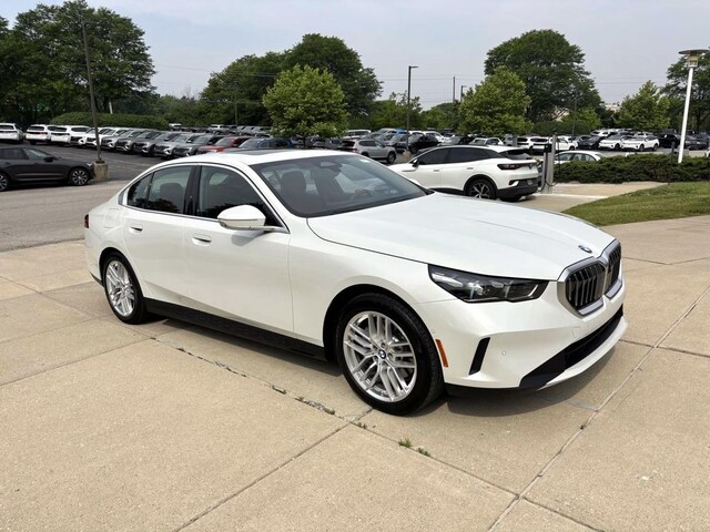 2025 BMW 530i 530i xDrive Sedan