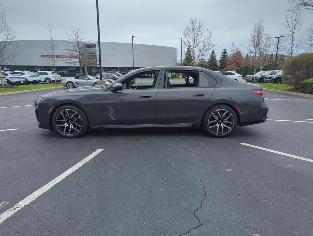 2025 Bmw 760i 760i xDrive photo 4