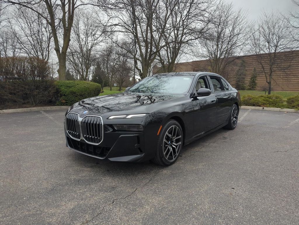 2025 Bmw 760i photo 3