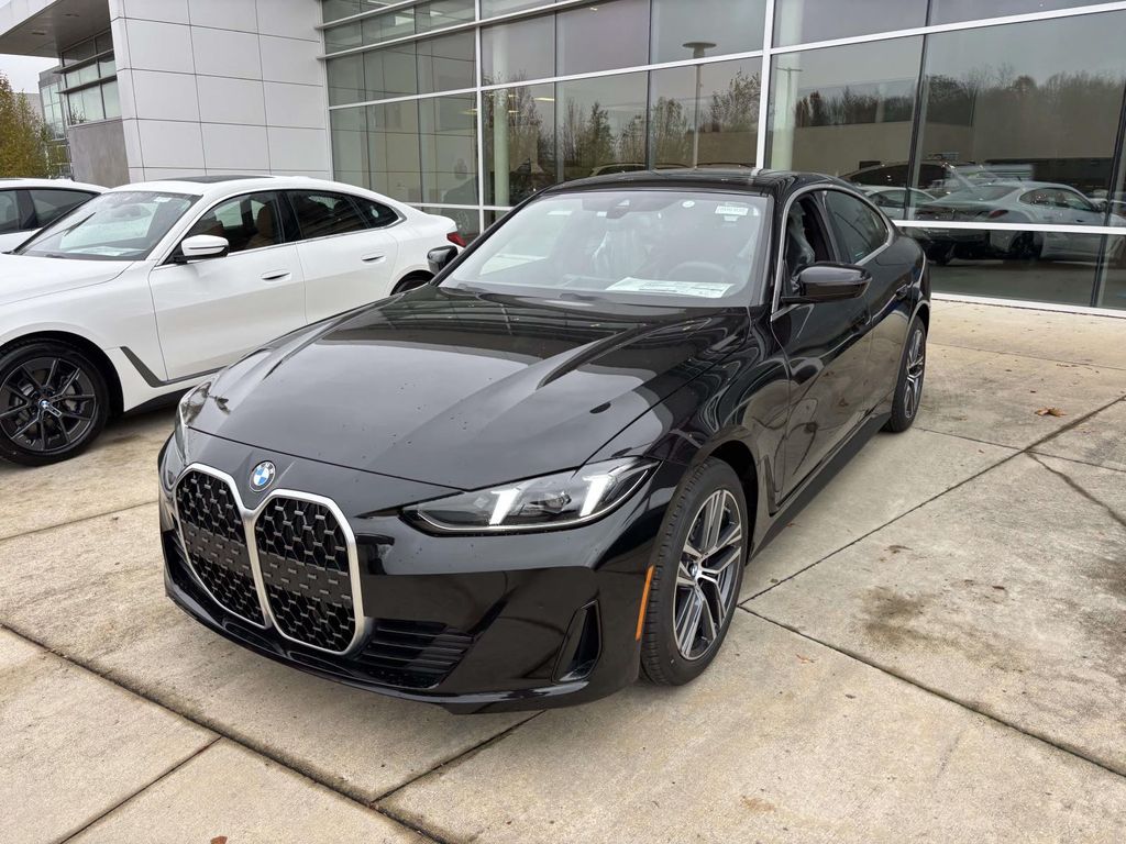 2026 Bmw 430i Coupe photo 3