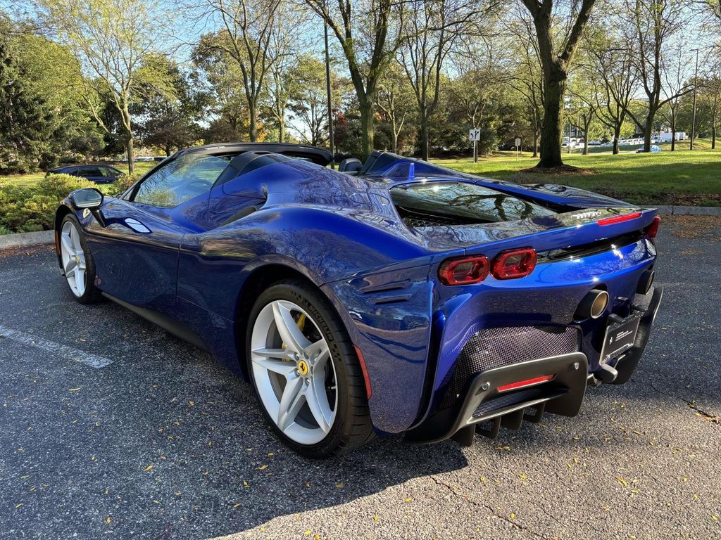 2024 Ferrari SF90 Spider photo 4