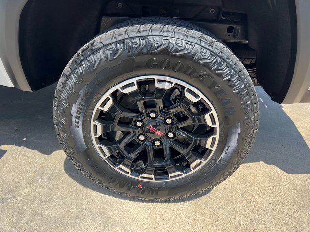2026 Gmc Canyon AT4 photo 4