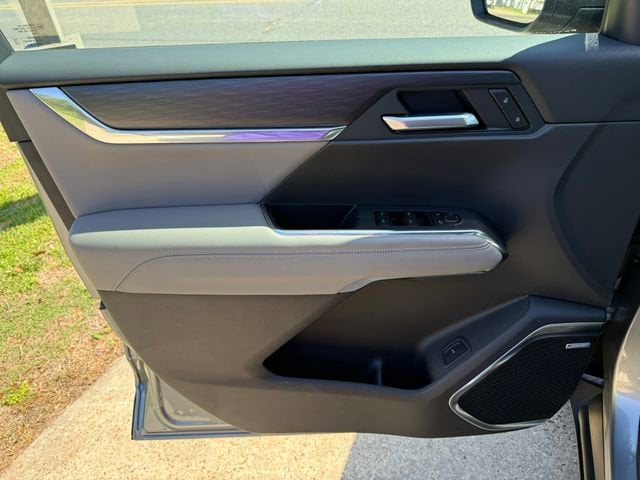 2026 GMC Acadia Elevation - Photo 8