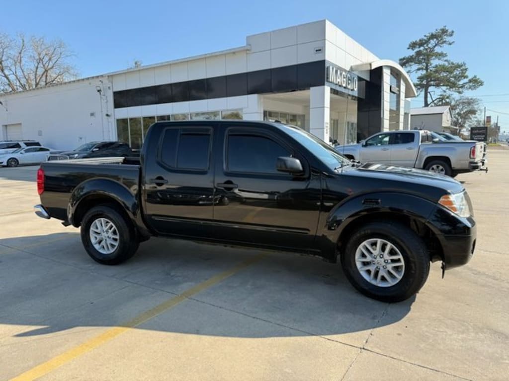 Used 2018 Nissan Frontier SV V6