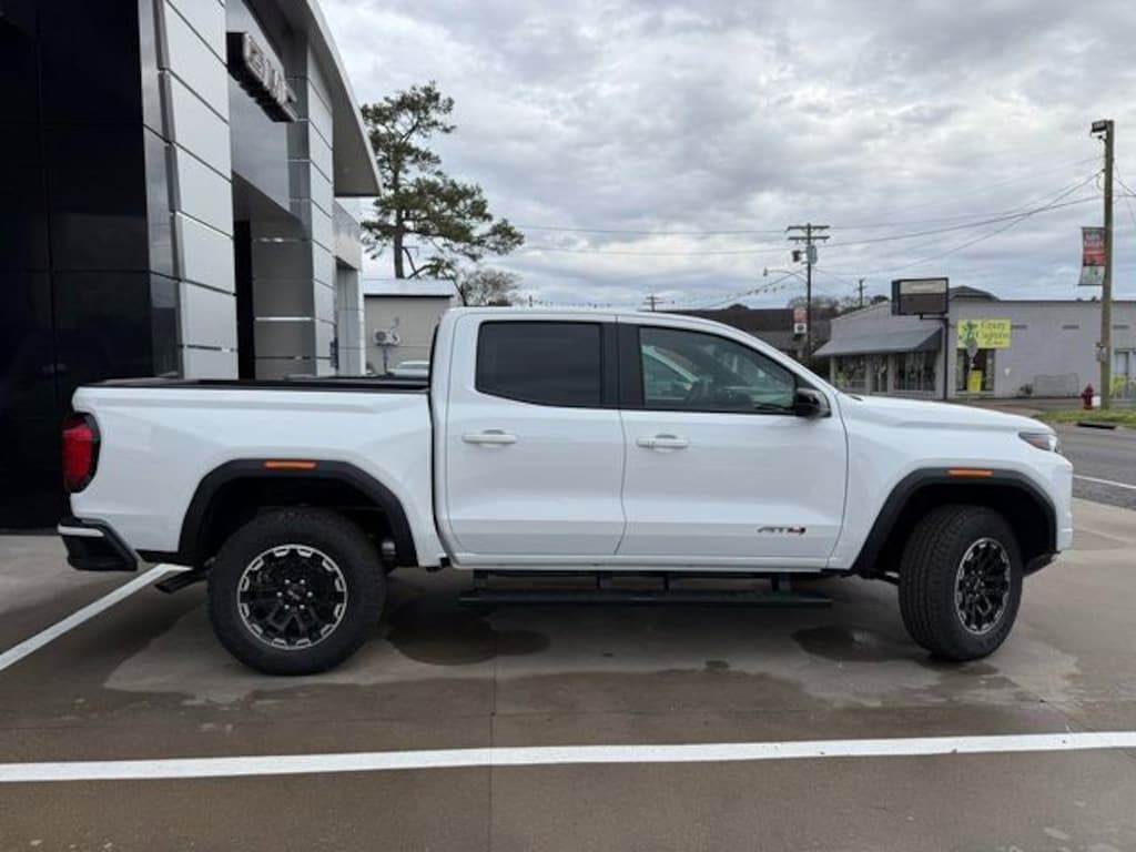 New 2026 GMC Canyon AT4 Truck