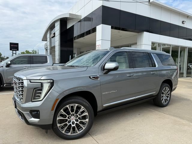 2026 GMC Yukon Denali 2WD's photo