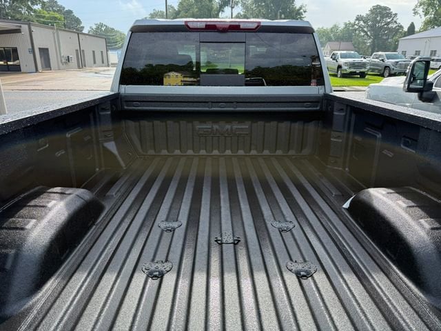 2026 GMC Sierra 3500HD Denali - Photo 7