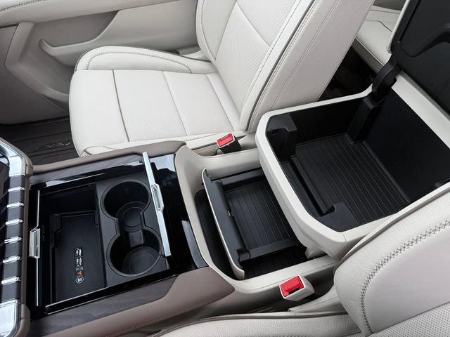 2026 GMC Yukon XL Denali - Photo 16