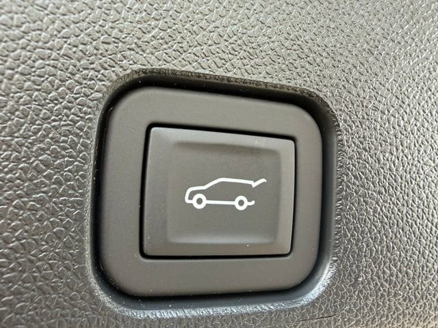2026 GMC Acadia Elevation - Photo 22