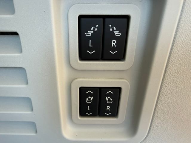 2026 GMC Acadia Denali - Photo 22