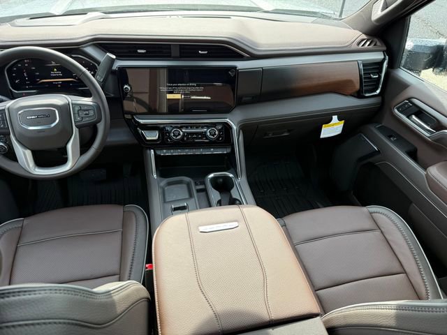 2026 GMC Sierra 3500HD Denali - Photo 9